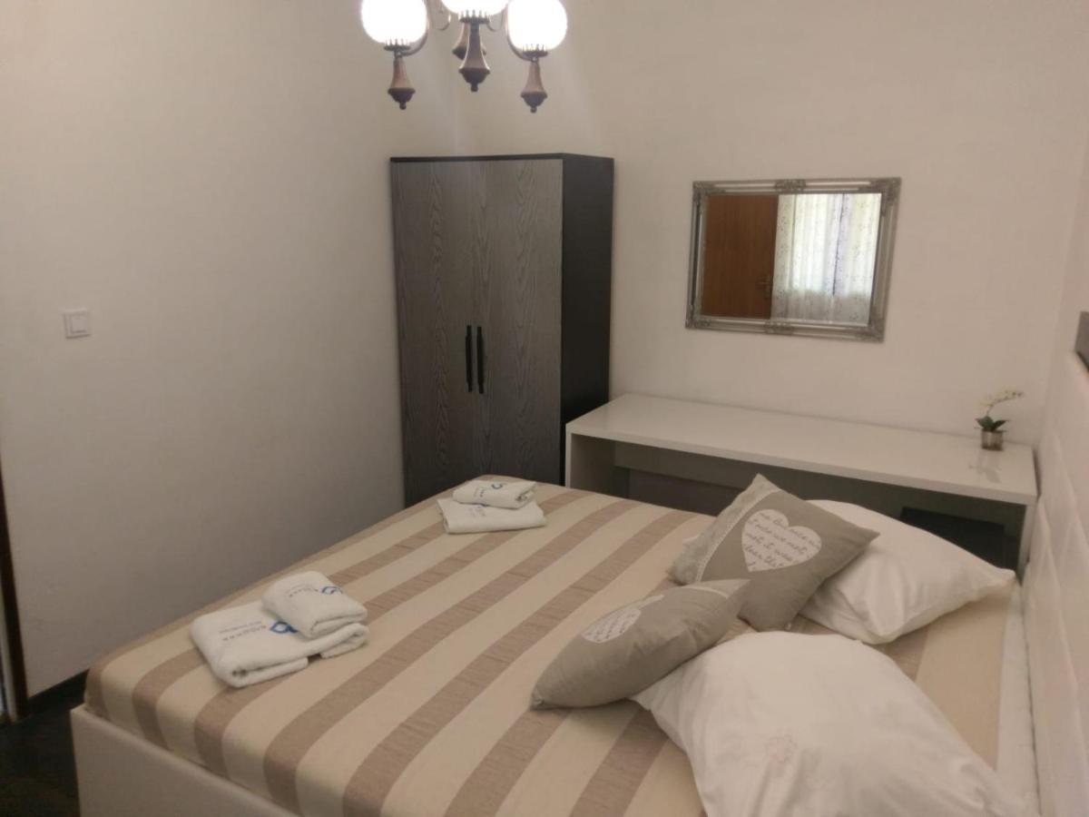 Apartment Martina Biograd Na Moru Exterior photo